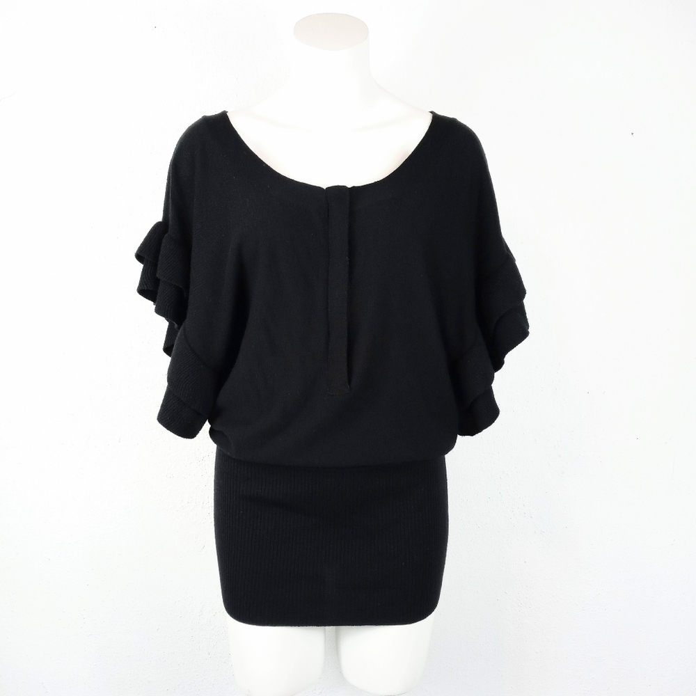 Tracy Reese Lightweight Black Wool Ruffle Short Sleeve Tunic Sweater Size Large